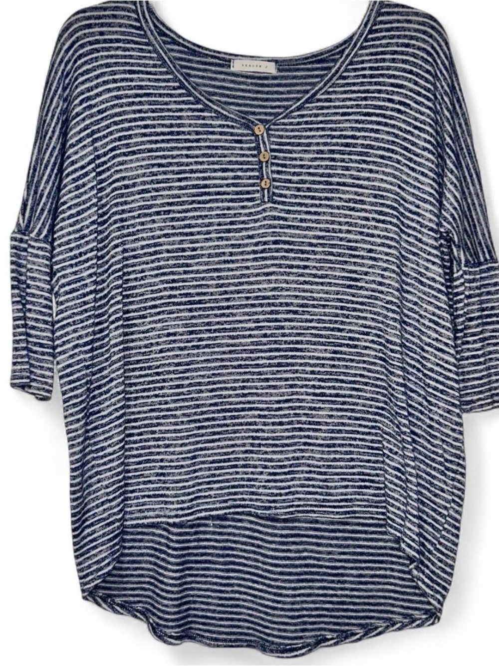 Reborn J Relaxed Navy and White Striped Henley Tee Women’s Small